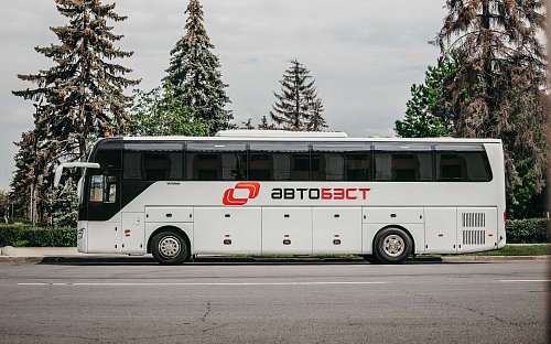 YUTONG (53 места)