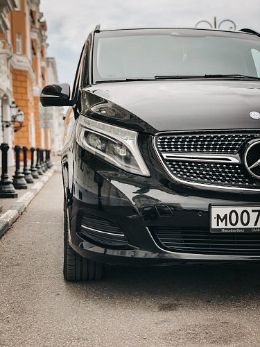 MERCEDES V-CLASS BLACK (6 мест)